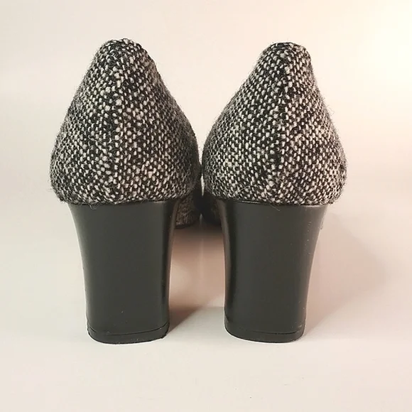 Tweed Vintage Talbots Office Heels with Buckled Leather Band - Picture 6 of 15